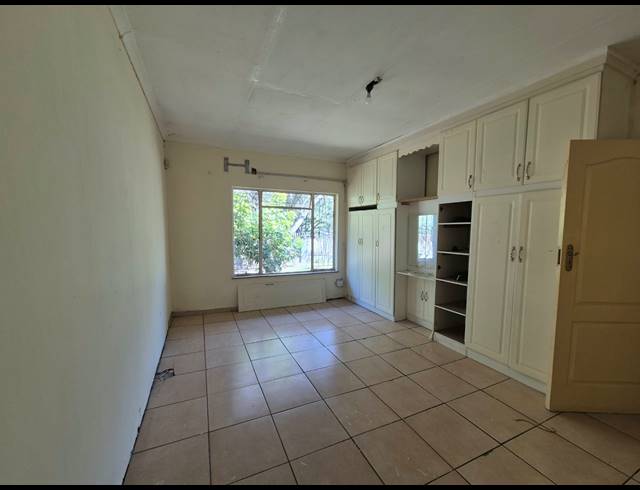 3 BEDROOM FREESTANDING FOR SALE IN ELANDSRAND